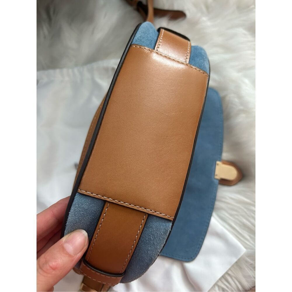 Michael Kors ROMY SUEDE MEDIUM MESSENGER crossbody - Picture 8 of 10